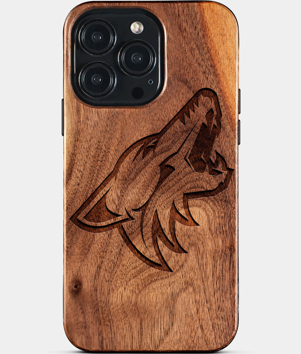 Custom Arizona Coyotes iPhone 15/15 Pro/15 Pro Max/15 Plus Case - Wood Arizona Coyotes Cover - Eco-friendly Arizona Coyotes iPhone 15 Case - Carved Wood Custom Arizona Coyotes Gift For Him - Monogrammed Personalized iPhone 15 Cover By Aldergrove & Oak