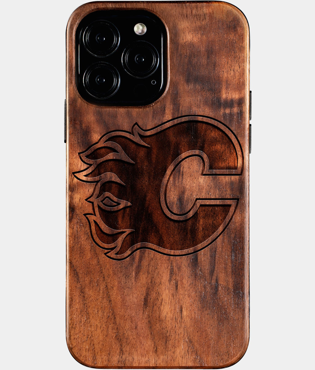 Custom Calgary Flames iPhone 16/16 Pro/16 Pro Max/16 Plus Case - Wood Calgary Flames Cover - Eco-friendly Calgary Flames iPhone 16 Case - Carved Wood Custom Calgary Flames Gift For Him - Monogrammed Personalized iPhone 16 Cover By Aldergrove & Oak