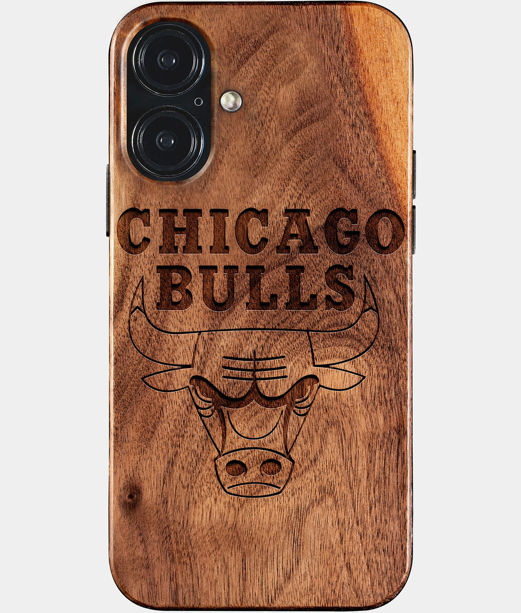 Eco-friendly Chicago Bulls iPhone 17 Case - Carved Wood Custom Chicago Bulls Gift For Him - Monogrammed Personalized iPhone 17 Cover By Aldergrove & Oak