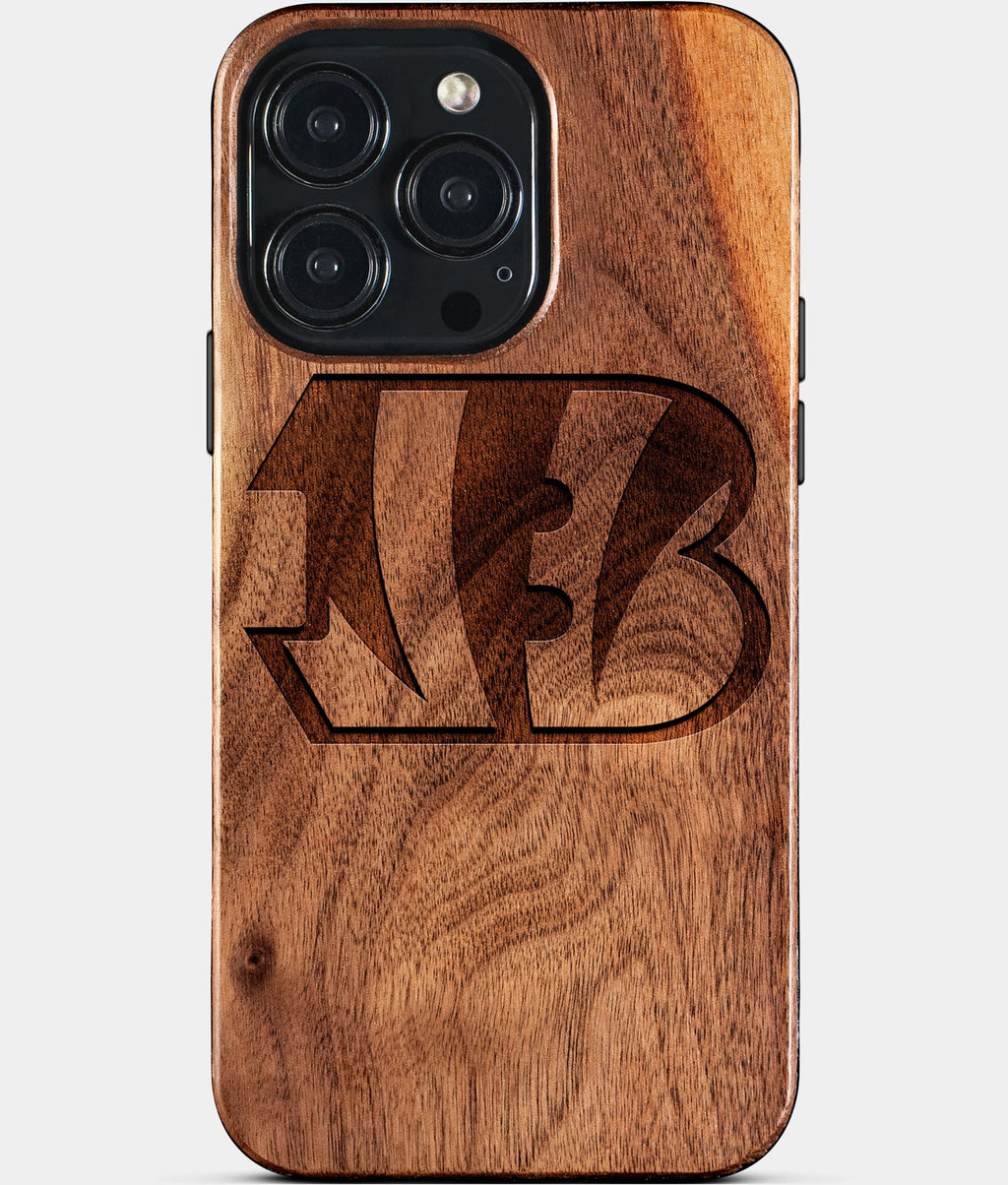 Custom Cincinnati Bengals iPhone 15/15 Pro/15 Pro Max/15 Plus Case - Wood Bengals Cover - Eco-friendly Cincinnati Bengals iPhone 15 Case - Carved Wood Custom Cincinnati Bengals Gift For Him - Monogrammed Personalized iPhone 15 Cover By Aldergrove & Oak