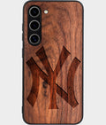 Best Wood New York Yankees Samsung Galaxy S24 Case - Custom Engraved Cover - Cover Classic - Aldergrove & Oak