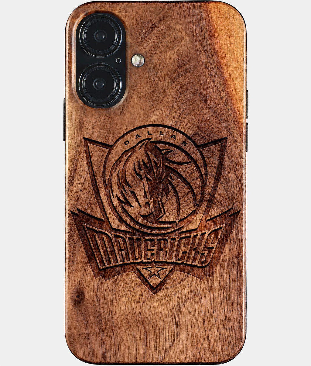 Eco-friendly Dallas Mavericks iPhone 17 Case - Carved Wood Custom Dallas Mavericks Gift For Him - Monogrammed Personalized iPhone 17 Cover By Aldergrove & Oak