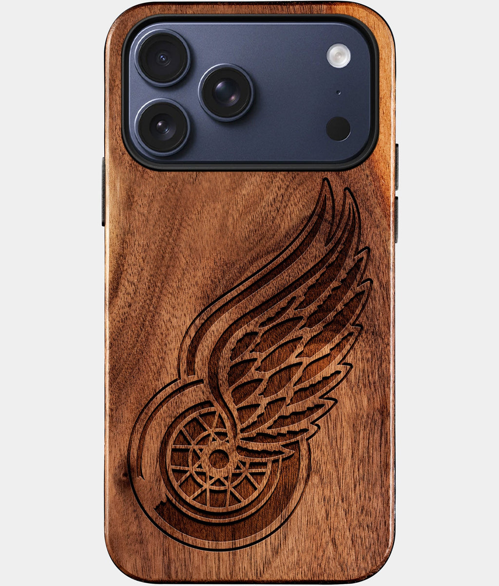 Custom Detroit Red Wings iPhone 17/17 Pro/17 Pro Max/17 Air Case - Wood Red Wings Cover - Eco-friendly Detroit Red Wings iPhone 17 Case - Carved Wood Custom Detroit Red Wings Gift For Him - Monogrammed Personalized iPhone 17 Cover By Aldergrove & Oak