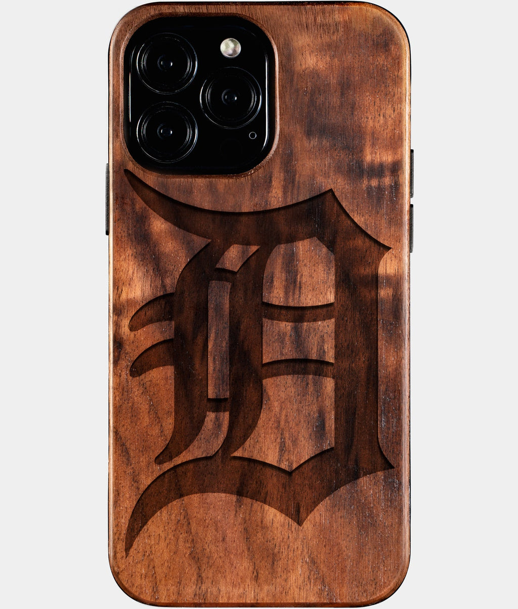 Custom Detroit Tigers iPhone 16/16 Pro/16 Pro Max/16 Plus Case - Wood Tigers Cover - Eco-friendly Detroit Tigers iPhone 16 Case - Carved Wood Custom Detroit Tigers Gift For Him - Monogrammed Personalized iPhone 16 Cover By Aldergrove & Oak