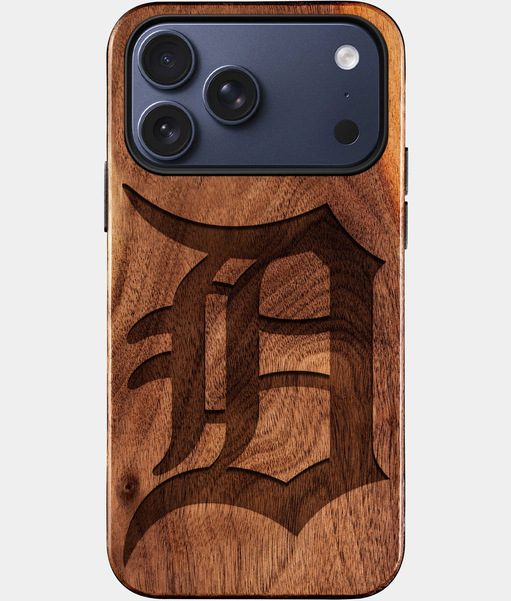 Custom Detroit Tigers iPhone 17/17 Pro/17 Pro Max/17 Air Case - Wood Tigers Cover - Eco-friendly Detroit Tigers iPhone 17 Case - Carved Wood Custom Detroit Tigers Gift For Him - Monogrammed Personalized iPhone 17 Cover By Aldergrove & Oak
