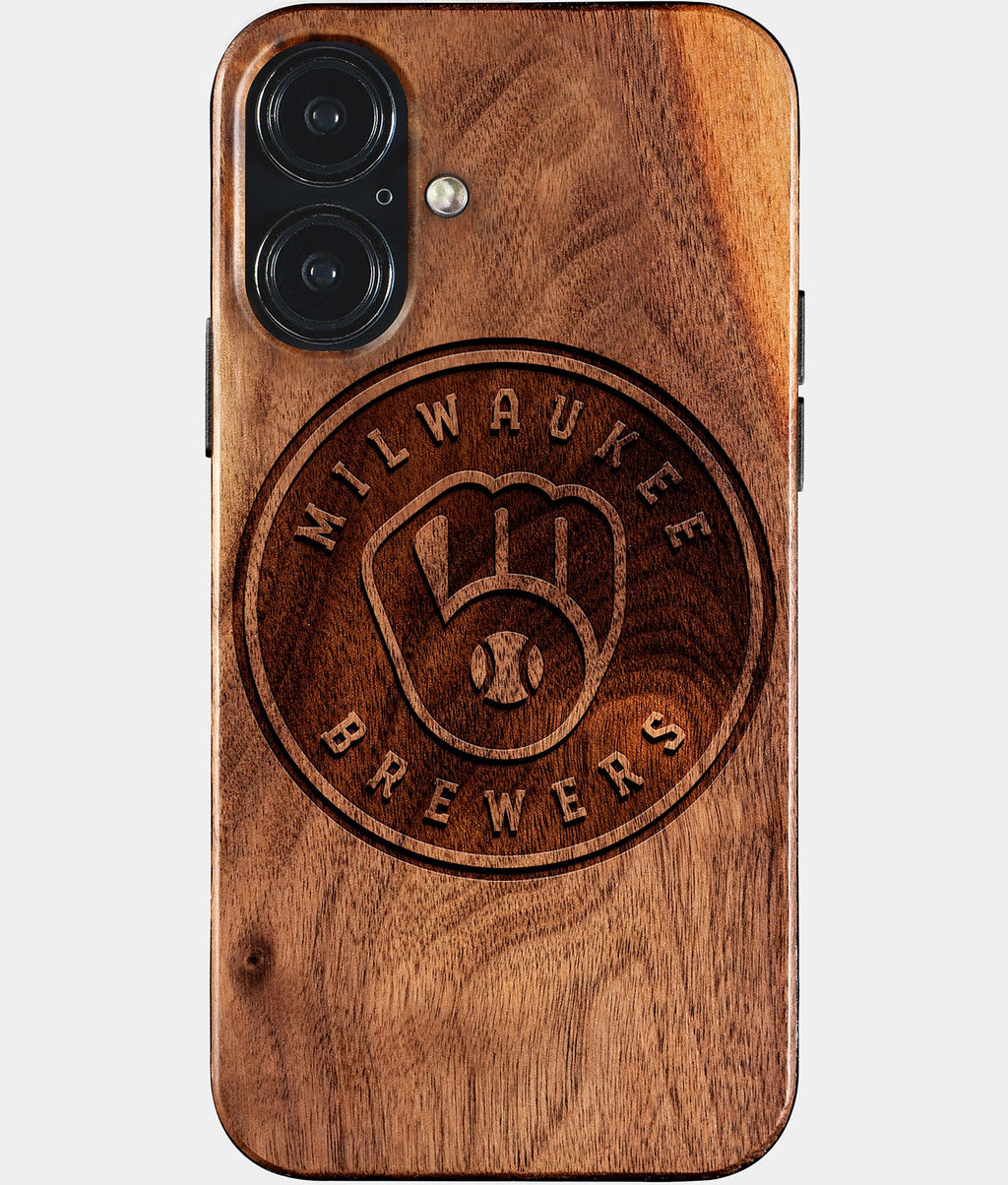 Eco-friendly Milwaukee Brewers iPhone 17 Case - Carved Wood Custom Milwaukee Brewers Gift For Him - Monogrammed Personalized iPhone 17 Cover By Aldergrove & Oak