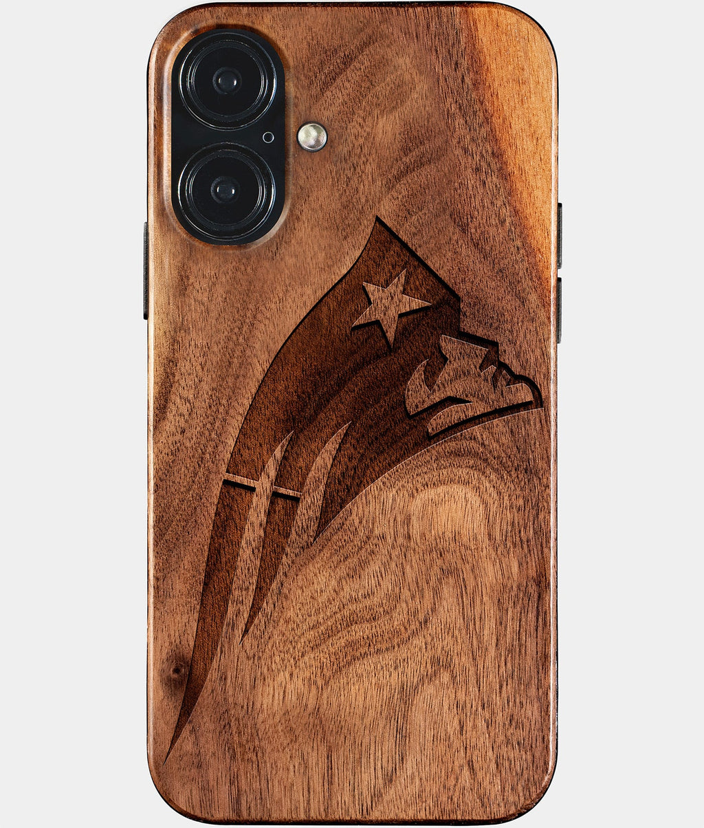 Eco-friendly New England Patriots iPhone 17 Case - Carved Wood Custom New England Patriots Gift For Him - Monogrammed Personalized iPhone 17 Cover By Aldergrove & Oak