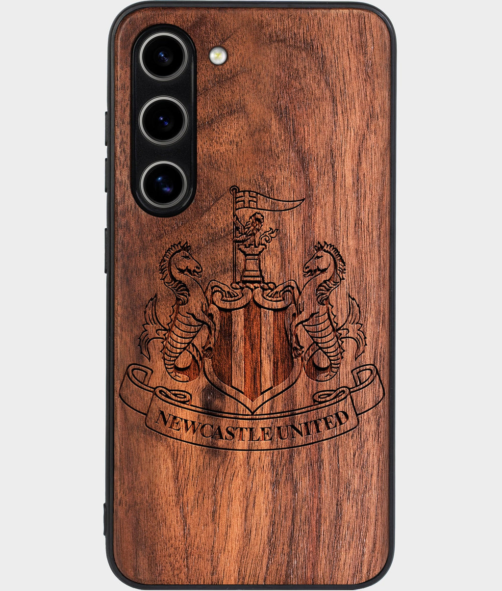 Best Wood Newcastle United F.C. Samsung Galaxy S24 Case - Custom Engraved Cover - Aldergrove & Oak