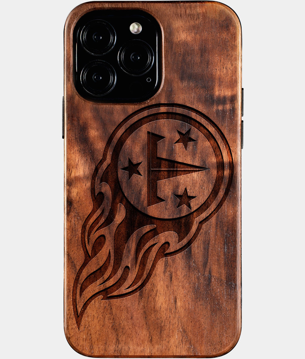 Custom Tennessee Titans iPhone 16/16 Pro/16 Pro Max/16 Plus Case - Wood Tennessee Titans Cover - Eco-friendly Tennessee Titans iPhone 16 Case - Carved Wood Custom Tennessee Titans Gift For Him - Monogrammed Personalized iPhone 16 Cover By Aldergrove & Oak