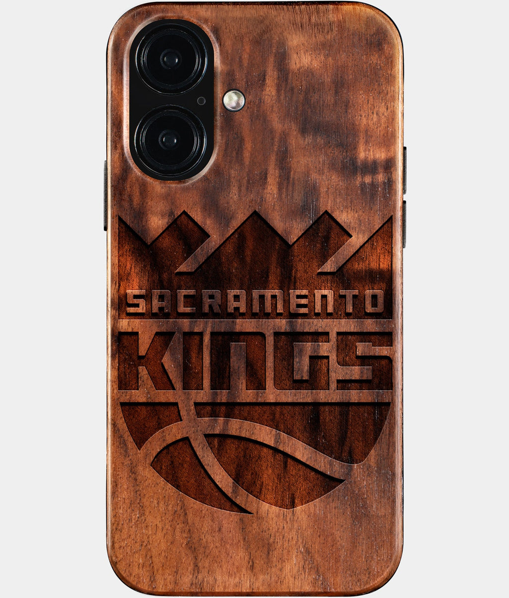Eco-friendly Sacramento Kings iPhone 16 Case - Carved Wood Custom Sacramento Kings Gift For Him - Monogrammed Personalized iPhone 16 Cover By Aldergrove & Oak